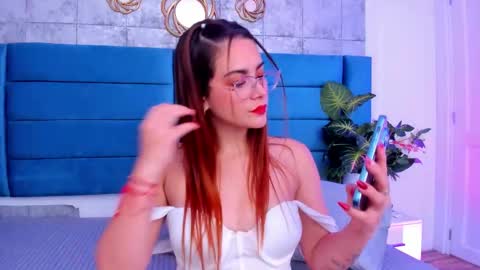 Snapshot of saraalvarezx chatting on February 2026 04:34:02 AM Sara Alvarezx online show from February 2026 04:34:02 AM