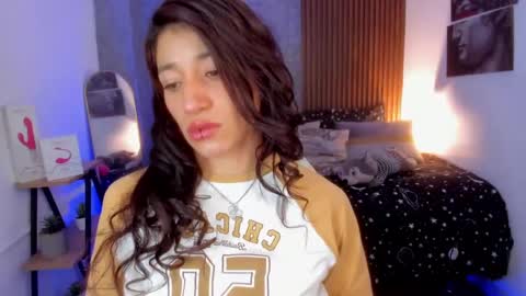 Snapshot of saraandsofi02 chatting on December 2024 08:45:02 AM sofia gomez420 online show from December 2024 08:45:02 AM