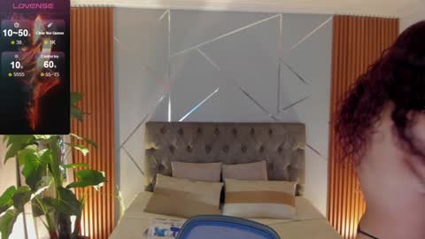 Snapshot of saraandsofi02 chatting on January 2025 05:53:01 AM sofia gomez420 online show from January 2025 05:53:01 AM