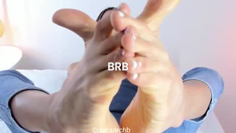 Sara online show from November 2025 07:47:01 PM