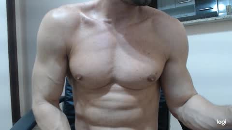 saradorj92 online show from December 2024 07:16:01 AM