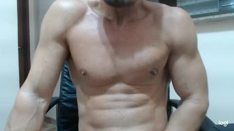 saradorj92 online show from February 2025 07:56:02 AM