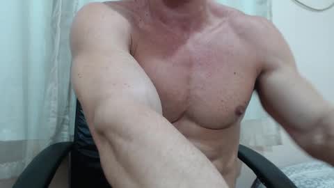 saradorj92 online show from September 2025 02:44:01 AM