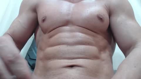 saradorj92 online show from September 2025 07:17:02 PM