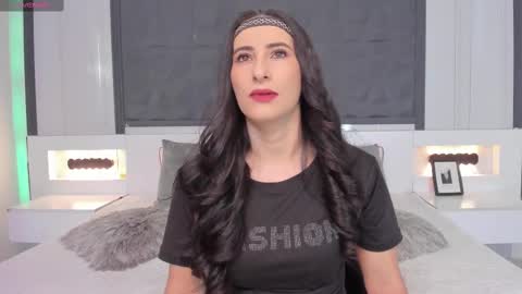 Snapshot of saragomez_1 chatting on February 2025 12:16:02 PM Sara Gomez online show from February 2025 12:16:02 PM