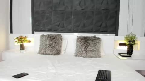 Snapshot of saragomez_1 chatting on October 2025 12:15:01 PM Sara Gomez online show from October 2025 12:15:01 PM