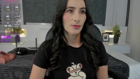 Snapshot of saragomez_1 chatting on April 2026 01:42:02 PM Sara Gomez online show from April 2026 01:42:02 PM