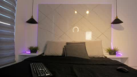 Snapshot of sarah_collens_ chatting on May 2026 12:26:02 PM sarah_collens_ online show from May 2026 12:26:02 PM