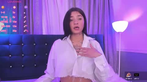 Sarah online show from September 2025 09:53:01 PM