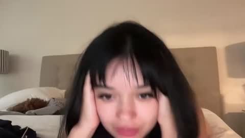 Sarah Heart Aus online show from February 2025 09:46:01 PM