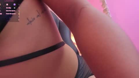 SARAH KEYS  online show from February 2026 03:23:01 AM