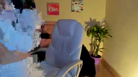 Sarah Ramirez online show from February 2025 05:40:02 PM