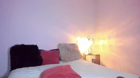 Sarah and Erik online show from November 2025 03:07:01 AM