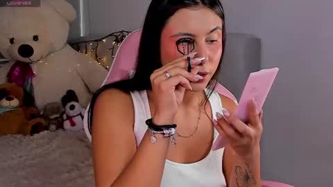 Snapshot of sarahcute14 chatting on June 2026 01:43:01 PM sarahcute14 online show from June 2026 01:43:01 PM