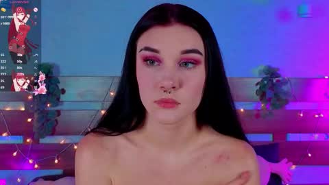 Sarah  online show from November 2025 07:36:02 PM