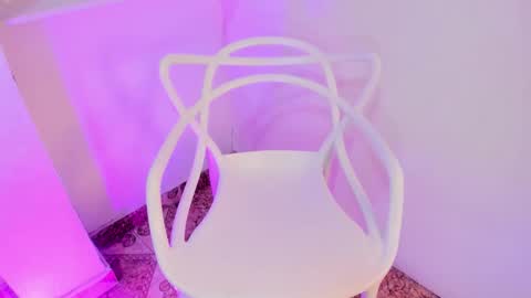 Snapshot of sarahnovoa_ chatting on November 2025 05:44:01 PM Sarahnovoa online show from November 2025 05:44:01 PM