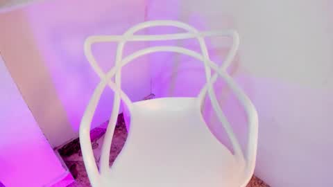 Snapshot of sarahnovoa_ chatting on November 2025 07:19:02 PM Sarahnovoa online show from November 2025 07:19:02 PM