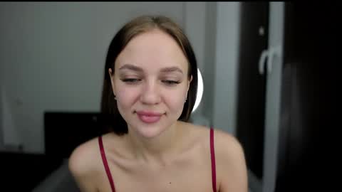 sarahphyllis online show from January 2025 07:56:02 PM