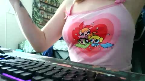 Snapshot of sarahpmummy chatting on May 2026 09:01:01 PM Sarah online show from May 2026 09:01:01 PM