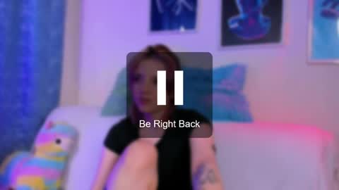 Snapshot of sarahshelby chatting on May 2026 09:35:02 PM Sarah online show from May 2026 09:35:02 PM