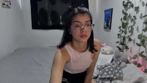 Sarah  online show from February 2026 07:17:02 PM