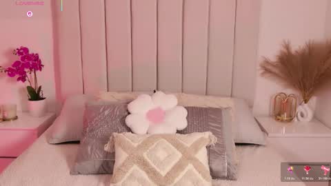 Snapshot of sarajonesxxx chatting on February 2026 02:35:01 PM Sara jones online show from February 2026 02:35:01 PM