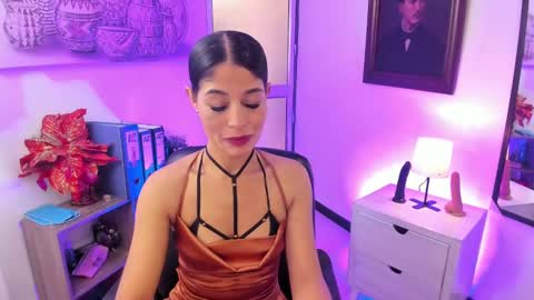 saralife69 online show from December 2024 11:48:01 AM