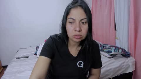 sara luna online show from April 2026 10:29:02 PM