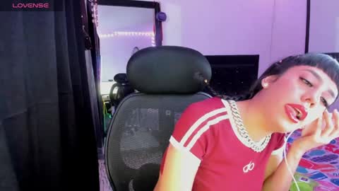 Sara  online show from May 2026 04:51:01 AM