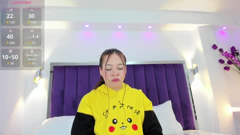 Sara   online show from February 2025 10:52:02 PM