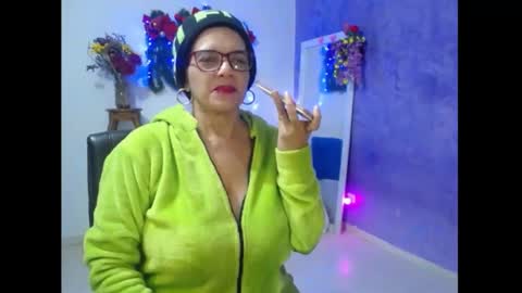 Snapshot of sarasmith2 chatting on January 2025 12:55:02 AM sara online show from January 2025 12:55:02 AM