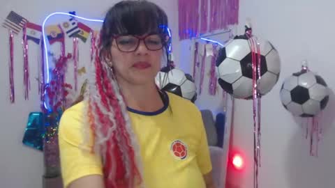 Snapshot of sarasmith2 chatting on July 2026 07:18:02 PM sara online show from July 2026 07:18:02 PM