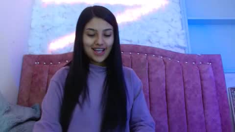 sarastonesx online show from January 2025 02:37:01 AM