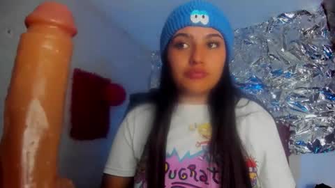 sarastonesx online show from April 2026 04:46:01 AM