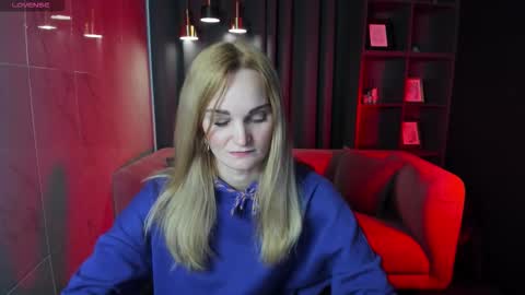 Snapshot of sarasubtlety chatting on September 2025 01:27:01 PM Sara online show from September 2025 01:27:01 PM