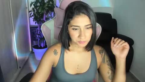 saratukkerr online show from November 2025 01:19:02 AM