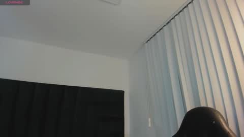      online show from October 2025 06:14:02 PM