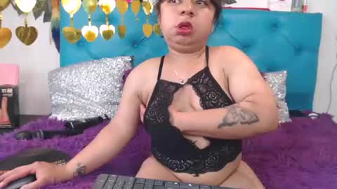 Sara Wills online show from January 2025 07:15:01 PM