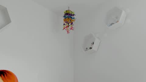 Saray  online show from November 2025 07:15:02 PM