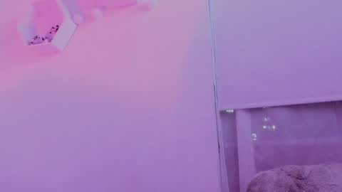 Saray  online show from March 2026 04:18:01 AM