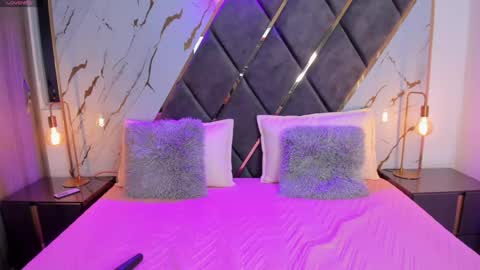 Saray Lopez online show from June 2026 11:32:02 PM
