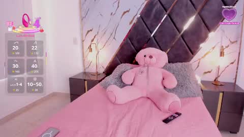 Saray Lopez online show from August 2026 09:57:01 PM