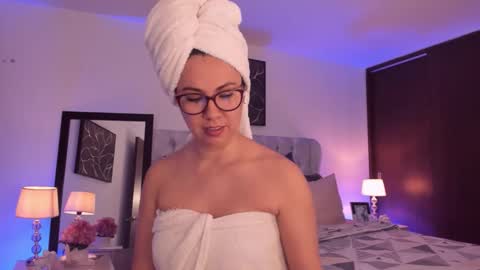 sarha online show from October 2025 12:48:02 PM