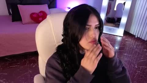 Snapshot of sari_belle chatting on September 2025 11:34:02 AM Sari online show from September 2025 11:34:02 AM