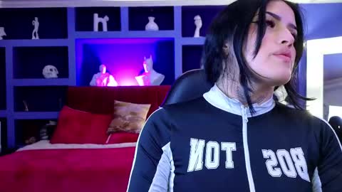 Snapshot of sari_belle chatting on September 2025 09:07:02 PM Sari online show from September 2025 09:07:02 PM