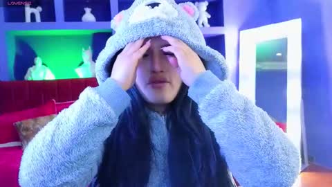 Snapshot of sari_belle chatting on October 2025 03:27:02 AM Sari online show from October 2025 03:27:02 AM