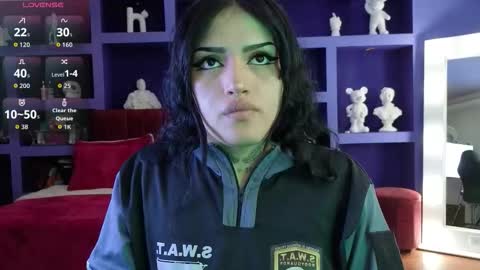 Snapshot of sari_belle chatting on October 2025 09:21:02 PM Sari online show from October 2025 09:21:02 PM