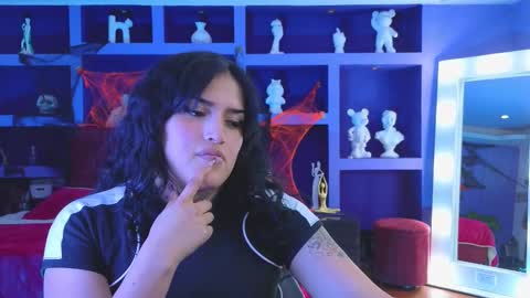 Snapshot of sari_belle chatting on October 2025 04:47:01 AM Sari online show from October 2025 04:47:01 AM