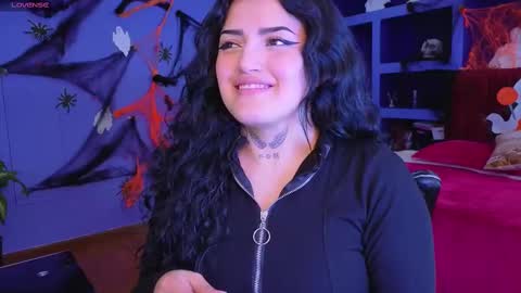 Snapshot of sari_belle chatting on November 2025 08:43:02 PM Sari online show from November 2025 08:43:02 PM