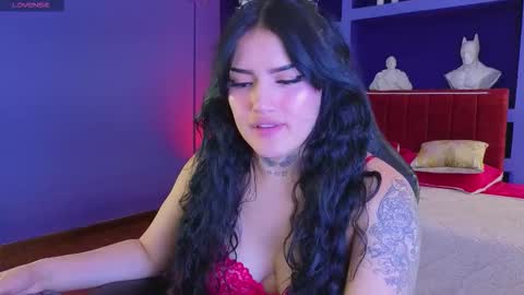 Snapshot of sari_belle chatting on November 2025 09:14:02 PM Sari online show from November 2025 09:14:02 PM